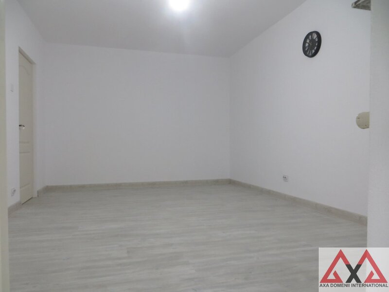 Tineretului, vedere parc, decomandat